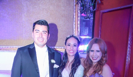  Juan Antonio Fernández, Laura Beatriz Mejía y Keile Alcaraz.