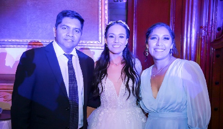  Pedro Colunga, Laura Beatriz Mejía y Maribel Olvera.