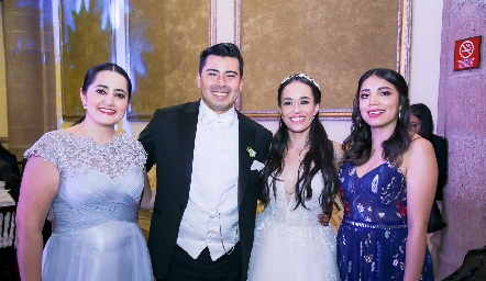  Carolina Motilla, Juan Antonio Fernández, Laura Beatriz Mejía y Valeria Flores.
