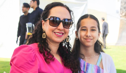  Lilian Zuviri y su hija María Alejandra.