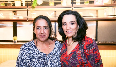 Laura Orozco y Alejandra Alcalde.