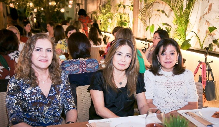  Sonia Gaviño, Patricia Acosta y Coqui Aguilar.