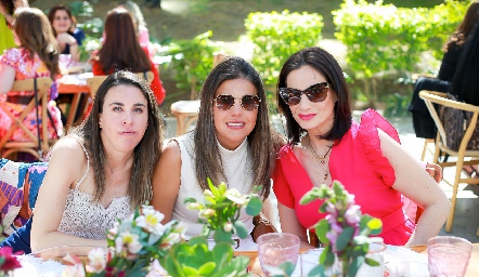  Cristina Barragán, María José Barrgán y Ana Fernanda Torres.