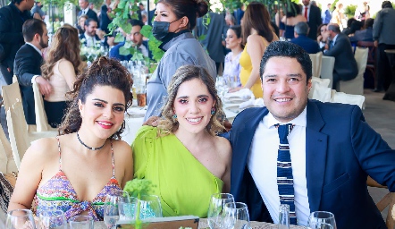  Daniela de los Santos, Sofía Ascanio y Raymundo Blanco.