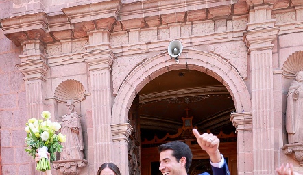 Los recién casados Natalia y José Manuel.
