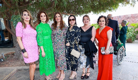  Bertha Barragán, Leticia Hernández, Alejandra Martínez, Lucía Betancourt, Mónica Berlanga y Rebeca Flores.