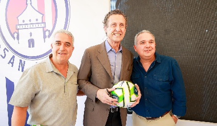  Jorge Villarreal, Jorge Valdano y Oscar Villarreal.