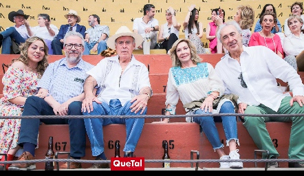  Mine Echavarría, Jorge Chessal, Manuel González, Lula Díaz Infante y Manuel Ibáñez.