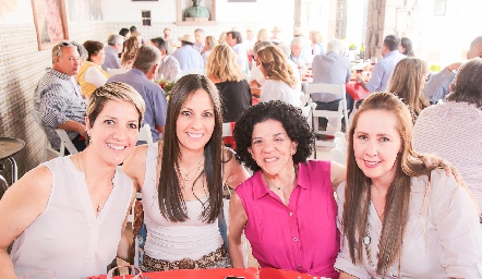  Lorena Lara, Sandra Lara, Ale Labastida e Isabel Gouerec.