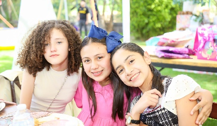  Ana Sofía, Camila y Ana Joaquina.