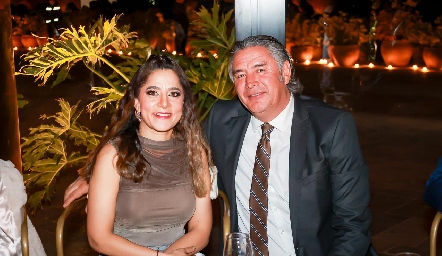  Alejandra Castillo y Eduardo Hermosillo.