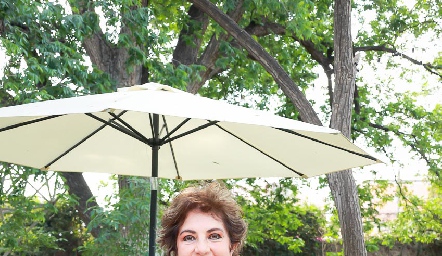  María Zendejas con sus amigas.