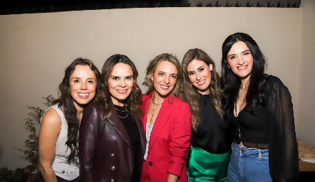  Mónica Mateos, Ale Díaz de León, Priscila González, Andrea Fernández y Ale Cano.