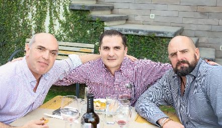  Carlos Hinojosa, Felipe Salazar y Agustín Loyo.