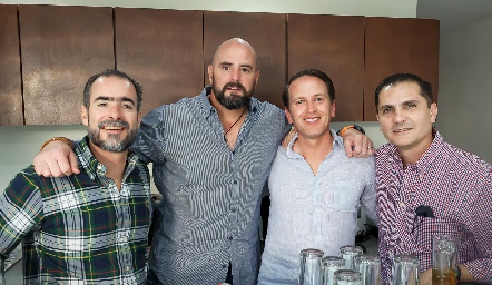  Manuel González, Agustín Loyo, Zekko Rivera y Felipe Salazar.