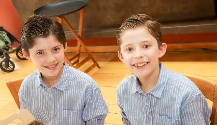  Gilberto y Eduardo.