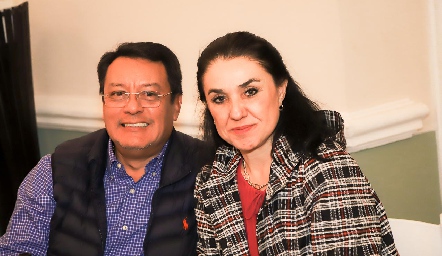  Héctor Parra y Elda López.