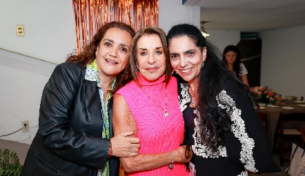  Martha Elena de Meade, Martha Elena Espinosa y Carmen Ruiz.