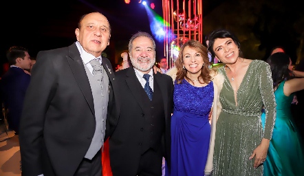  Ricardo Medina, Rafael Obregón, Margarita Obregón y Carolina Aguilar.