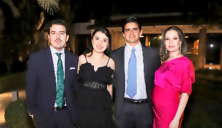  Diego Sánchez, Andrea Saucedo, Daniel Valadez y Bárbara Portales.