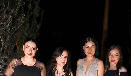  Gabriela, Adriana, Graciela y Giselle.