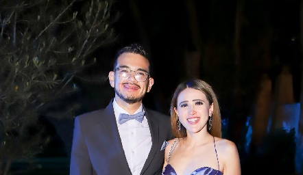  Carlos Balderas y Mariana Martínez.