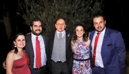  Ana Paty Meade, Rodrigo Poumian, Ricardo Medina, Marisú Madrigal y Rafael González.