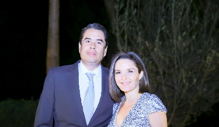 Memo Chávez y Marifer Ramírez.