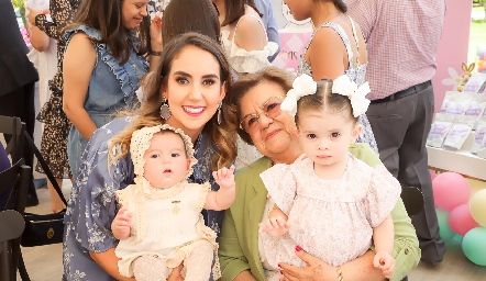  Lu Borbolla, Camila Castillo, María Inés Favela y Martha Treviño.