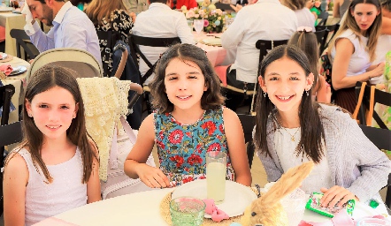  Paula Rivera, Carmina Torre y Luisa.