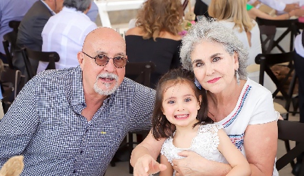  Fernando Valdez, Gabriela Borbolla y Catalina Rosso.