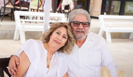  Eli y Juan Carlos Rivera.