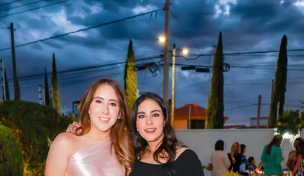  Diana Olvera y Lula Torres.