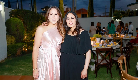  Diana con su cuñada Lula Torres.