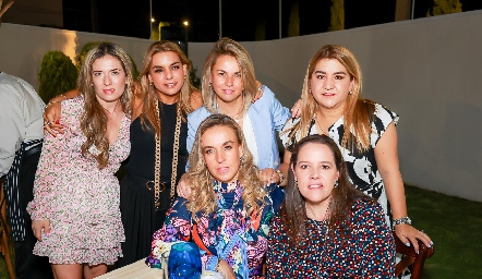  Chela, Maribel, Montse, Carmenchu, Mónica y Pilar.