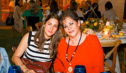  Patricia Alvarado y Patricia Torres.