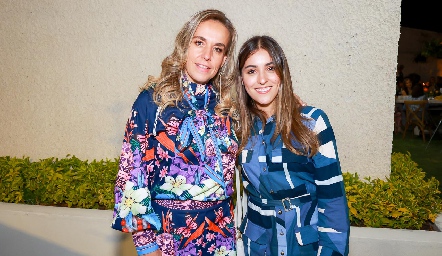  Mónica y Car.