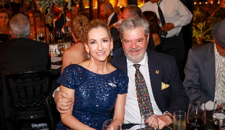  Elizabeth Eichelmann y Luis José Ruiz.