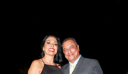  Leticia Reynoso y Alejandro Medellín.