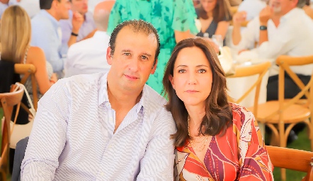  Rodolfo Oliva y Ana Isabel Pérez.