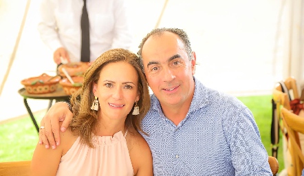  Daniela Coulón y Fernando López.