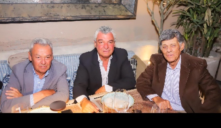  Manuel Labastida, Gerardo Labastida y Javier Allende.