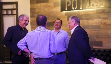  Carlos Labastida, Edy Hernández, Alfredo Esper y Luis Martínez.