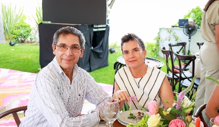  Abraham Tobías y Marisa Mercado.