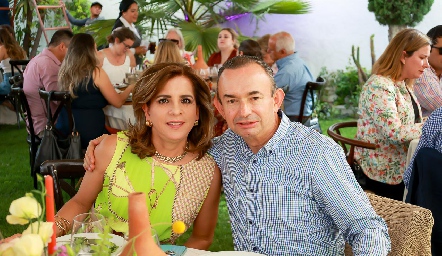  Ana Emelia Tobías y Alejandro Pérez Espinosa.