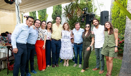  Magdalena con sus amigos.