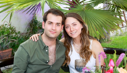 Pablo Zendejas y Nayelli Maya.