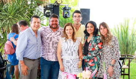  Marcos Gallegos, Ulises Pérez, Magdalena Aldrete, César Tobías, Jessica Torres y Leyre Hurtado.