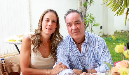  Carla Ortiz y Enrique.