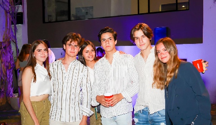  Amigos.